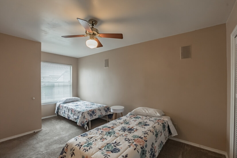 Aspen Village Furnished Condo