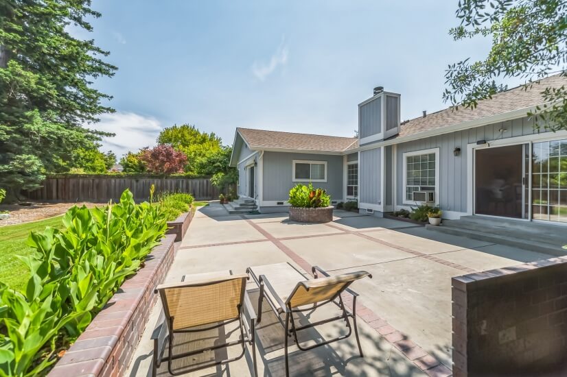 Patio of this lovely furnished rental in Sunnyvale