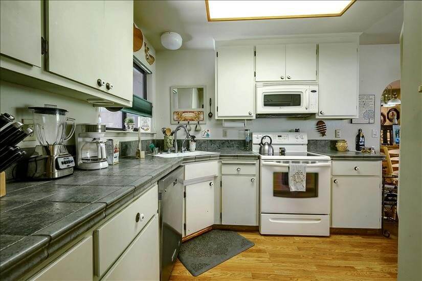 Aptos Furnished 2 Bedroom Townhouse