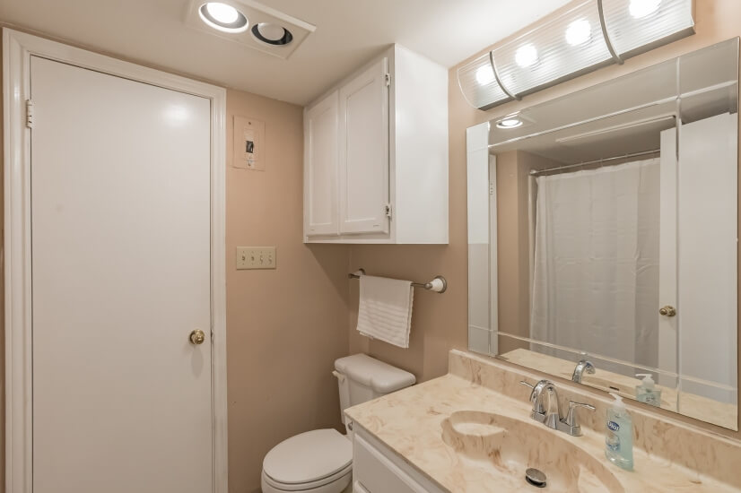 Aspen Village Furnished Condo