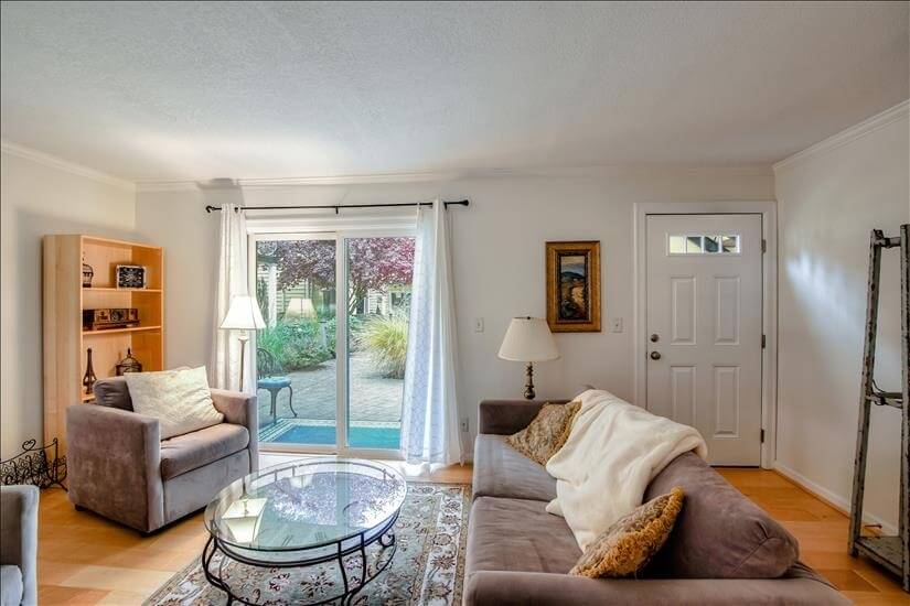 Patio doors off living room