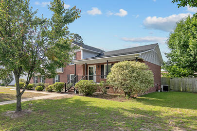 Welcome to your fully furnished Fayetteville/