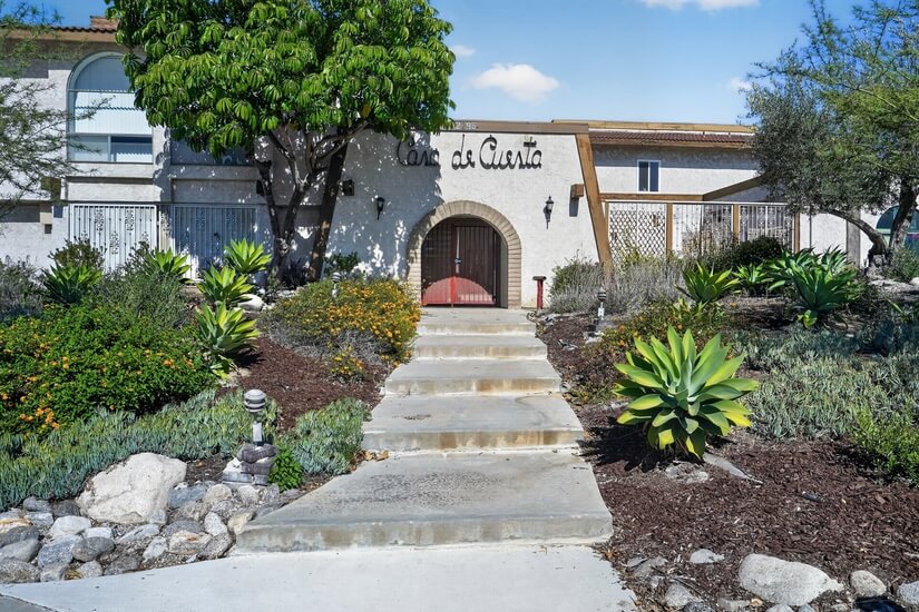 Furnished Corporate Rental in Signal Hill, CA