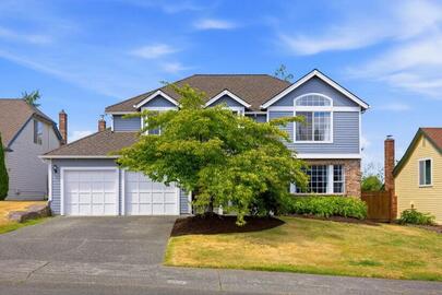 Well Kept 4 Bed/2.5 Bath House