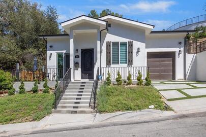 Upscale Furnished Home Rental in LA